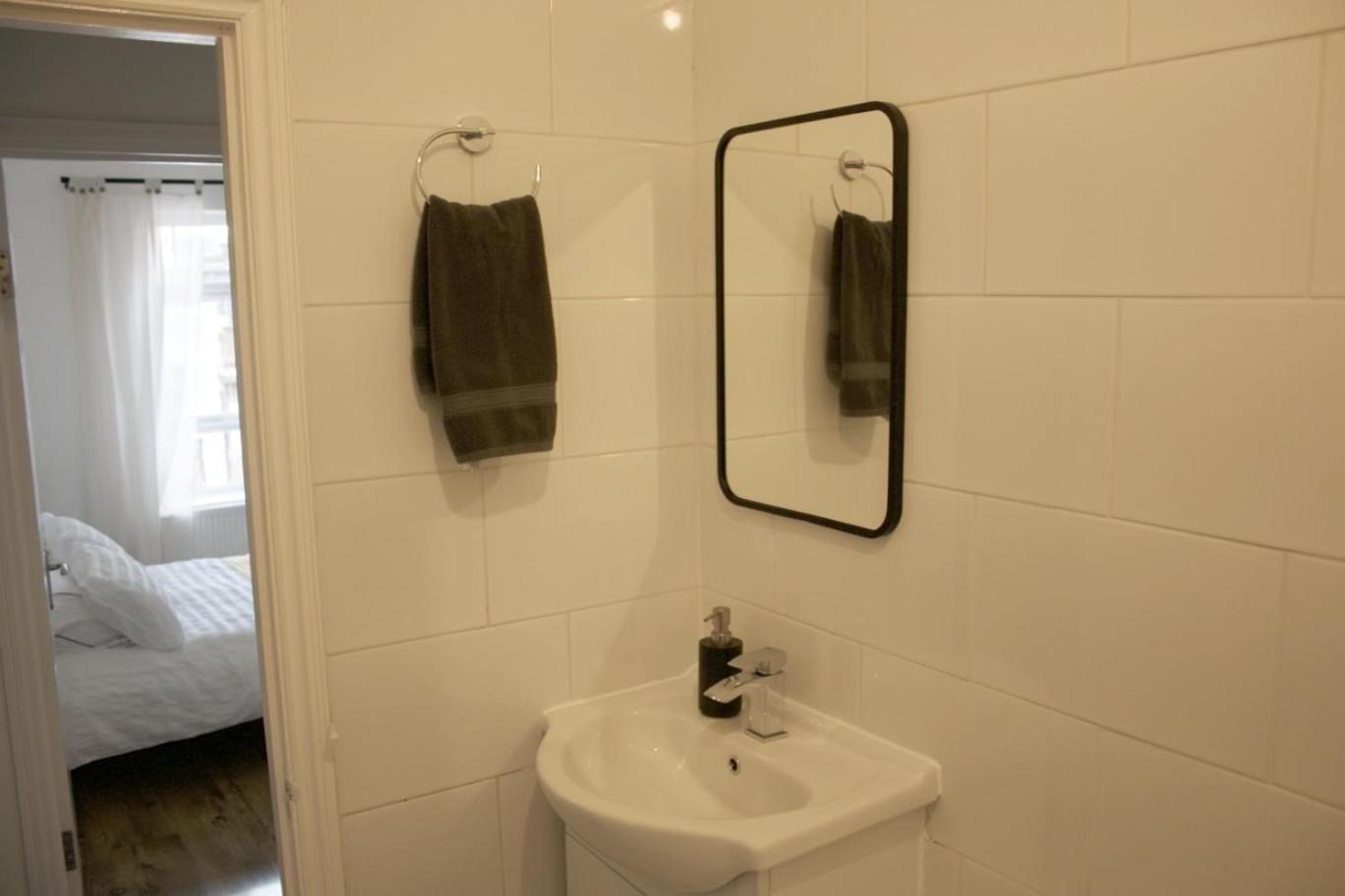 Stylish Cosy 1 Bedroom Flat London Exterior photo